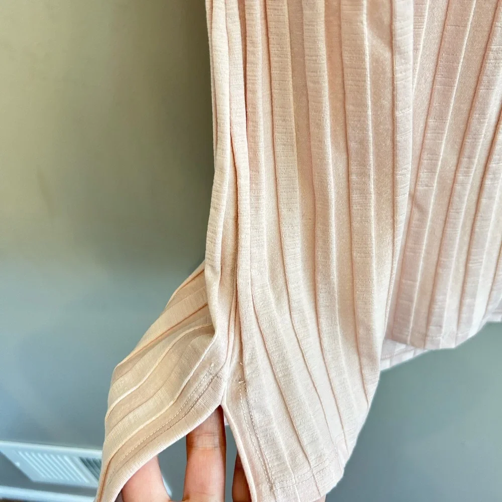 Eileen Fisher large ribbed crew neck top in soft blush pink